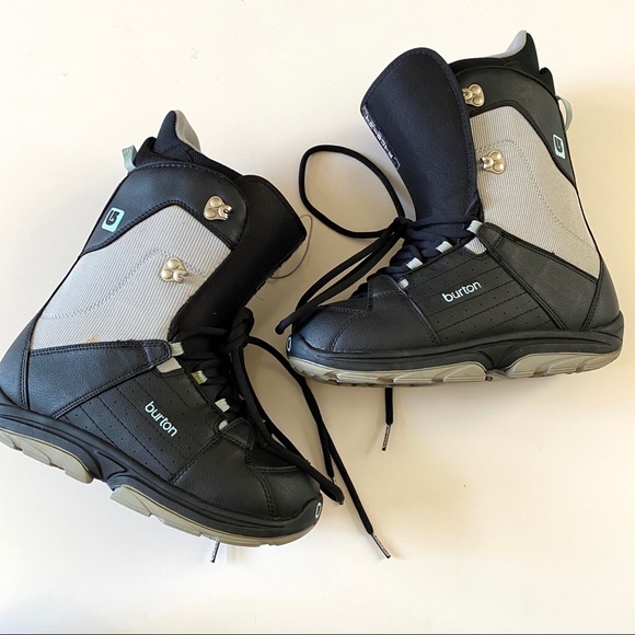 burton tribute snowboard boots